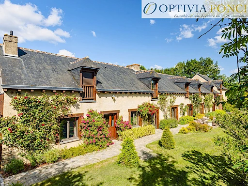 Longère Chantepie T8 pièces 267 m2 (220 m2 habitable) - 5 500 m2