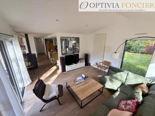 Maison 154 m2 - PONT-RÉAN - 5 chambres - 744 m2 de terrain - Garage + carport