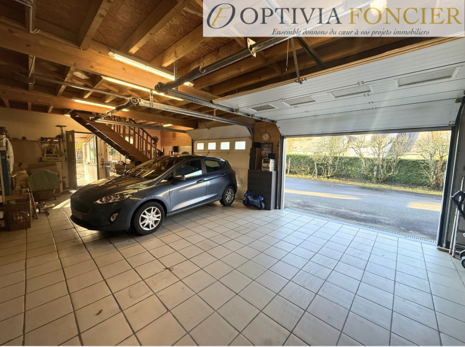 Maison T9 - 166 m2  - 3 250 m2  - Pergola SPA - Double Garage