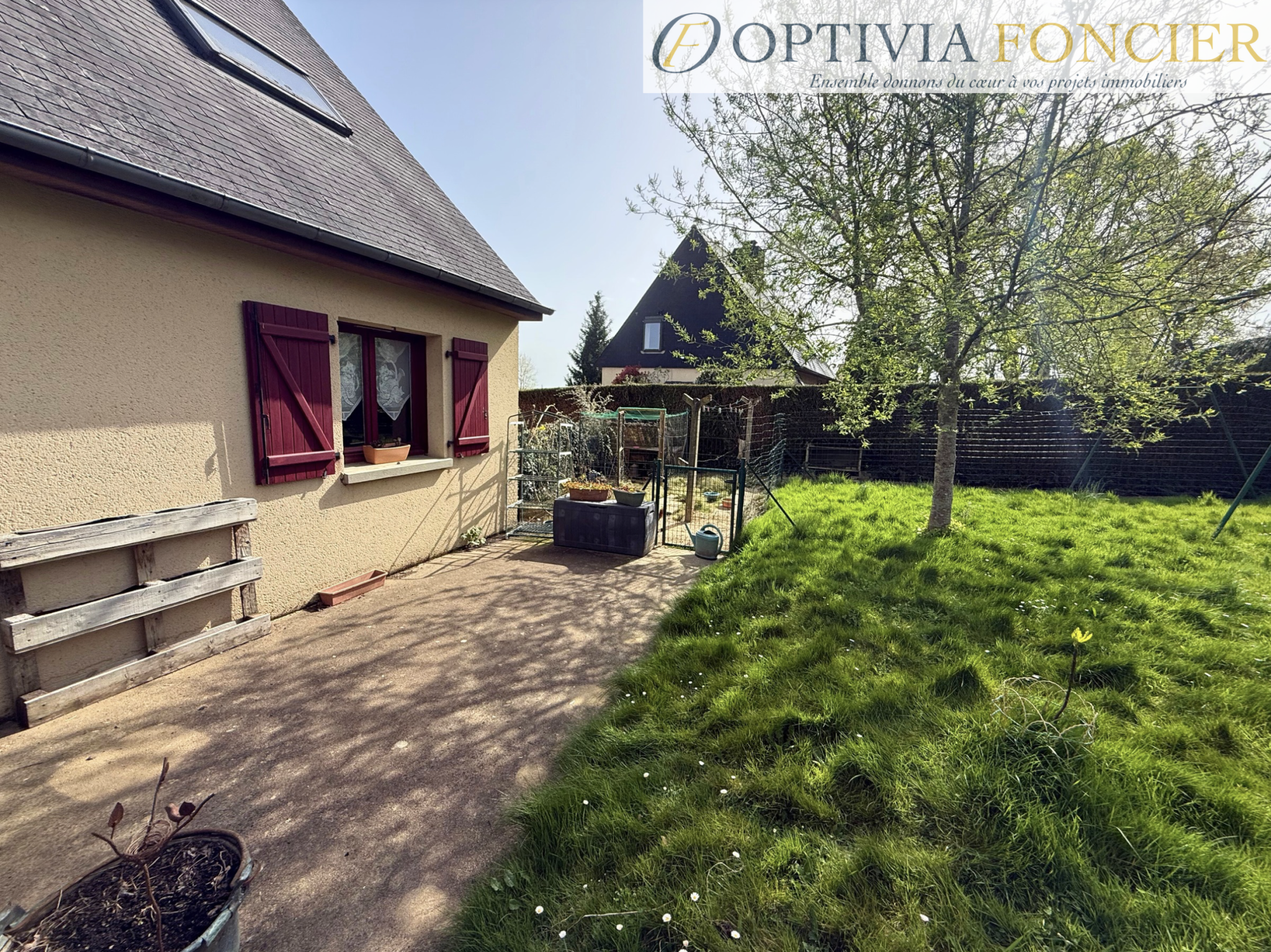 Maison T6 129 m2 - 705 m2 de terrain et 69 m2 de sous-sol (DPE : C) SOUS COMPROMIS