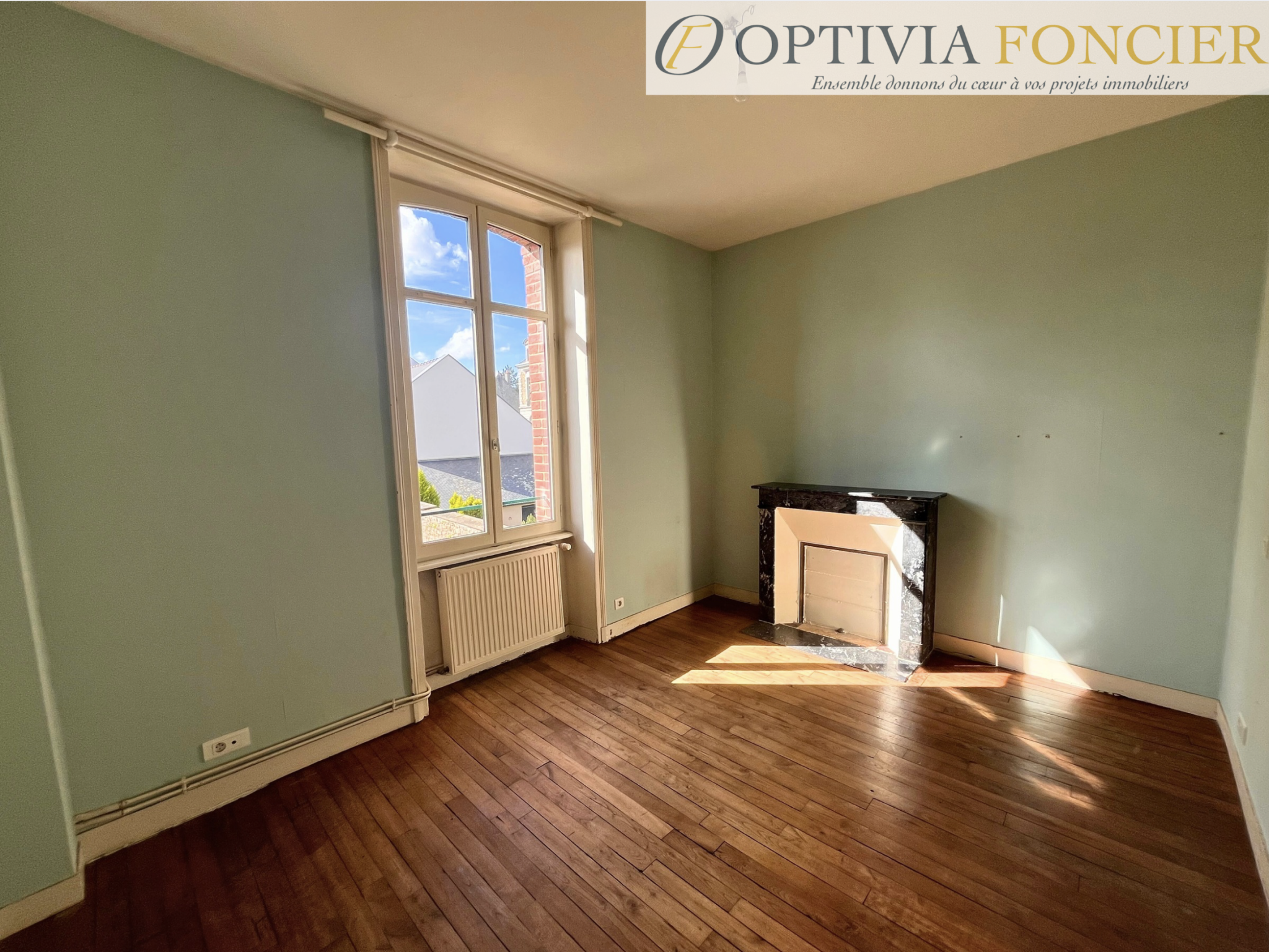 Propriété de caractère en pierre - 143 m2 - 614 m2 de terrain - Centre Bourg