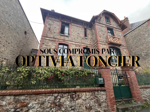 Propriété de caractère en pierre - 143 m2 - 614 m2 de terrain - Centre Bourg - 1