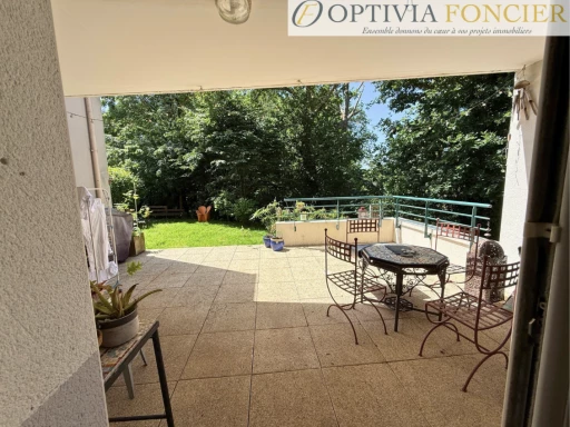 APPARTEMENT A GUICHEN T4 - 3 CHAMBRES - TERRASSE - JARDIN - GARAGE