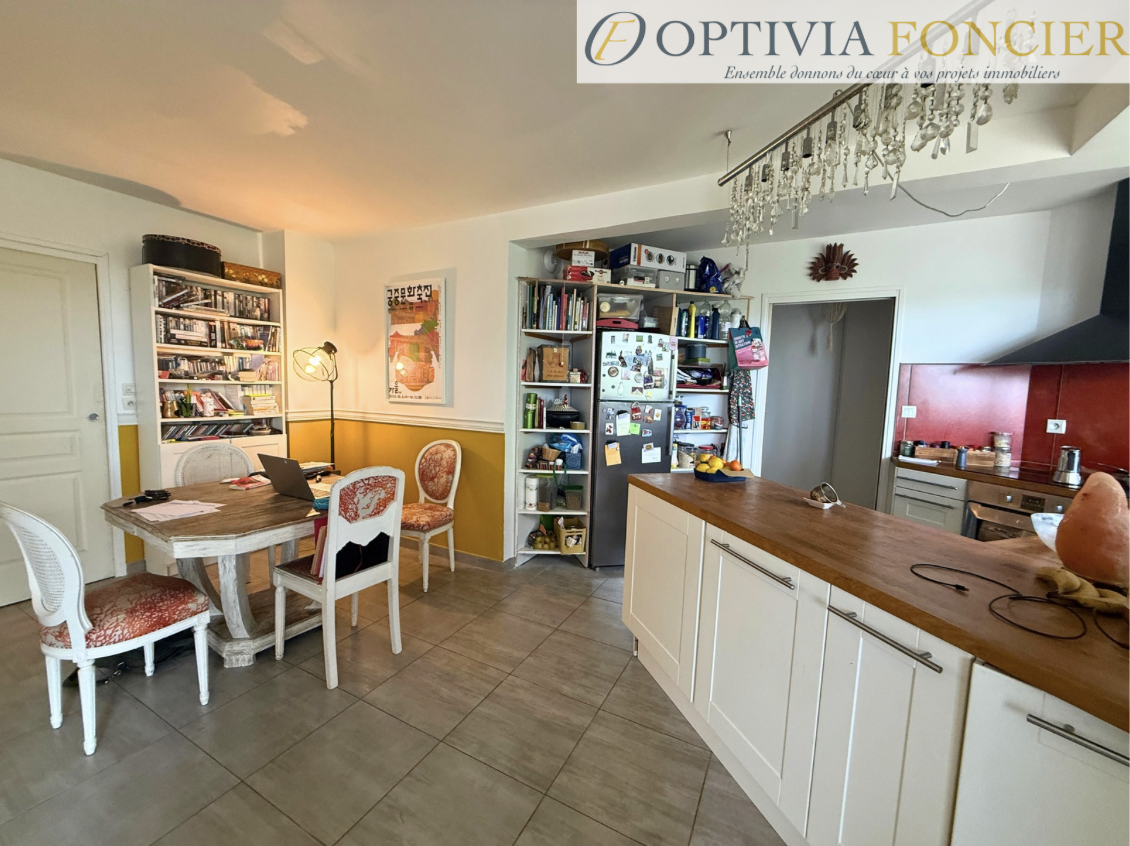 APPARTEMENT A GUICHEN T4 - 3 CHAMBRES - TERRASSE - JARDIN - GARAGE