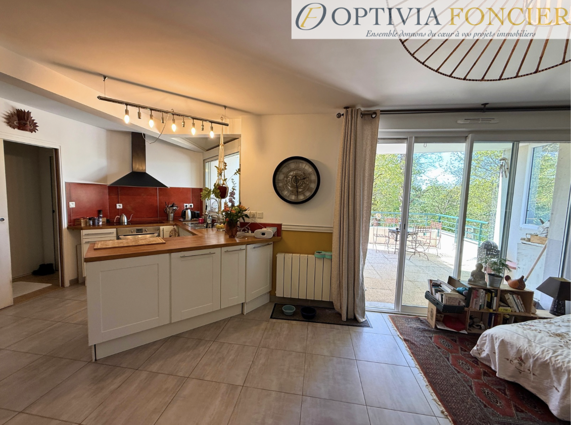 APPARTEMENT A GUICHEN T4 - 3 CHAMBRES - TERRASSE - JARDIN - GARAGE