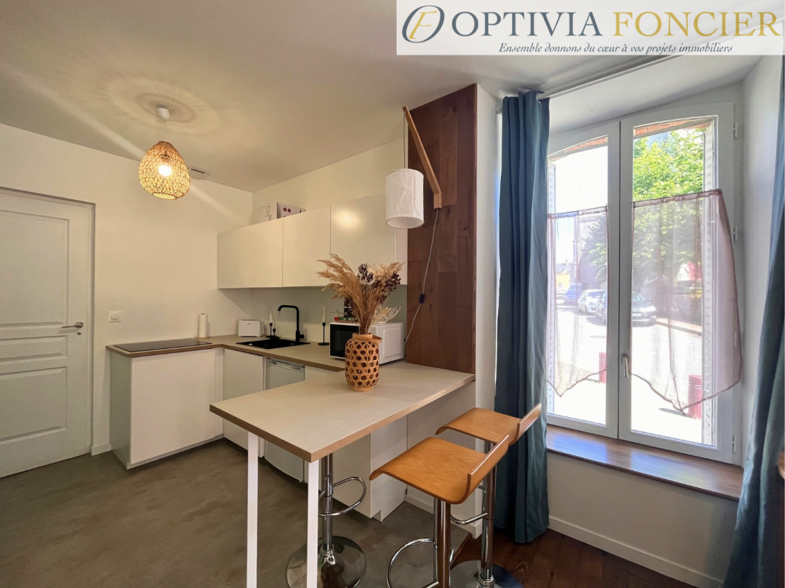 Exclusivité Superbe Maison en pierre de bourg T5 123 m2 - Petit jardin + Annexe