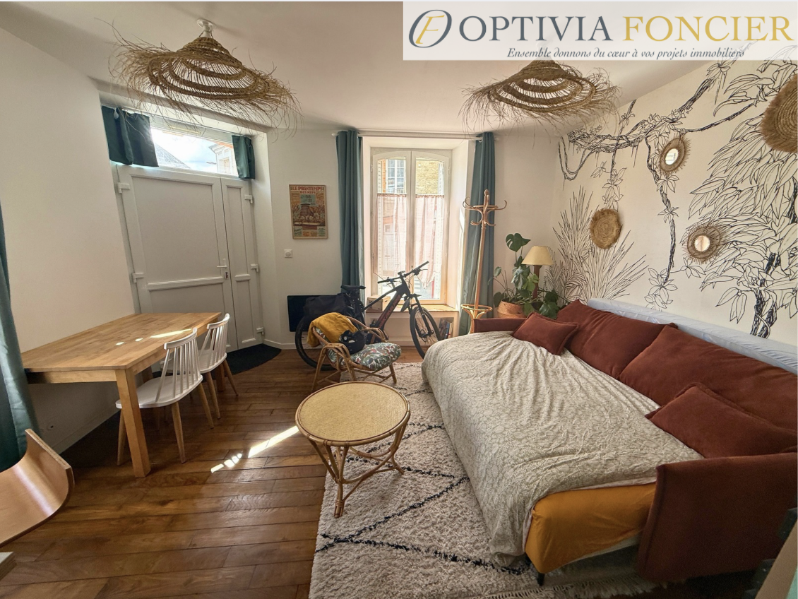 Exclusivité Superbe Maison en pierre de bourg T5 123 m2 - Petit jardin + Annexe