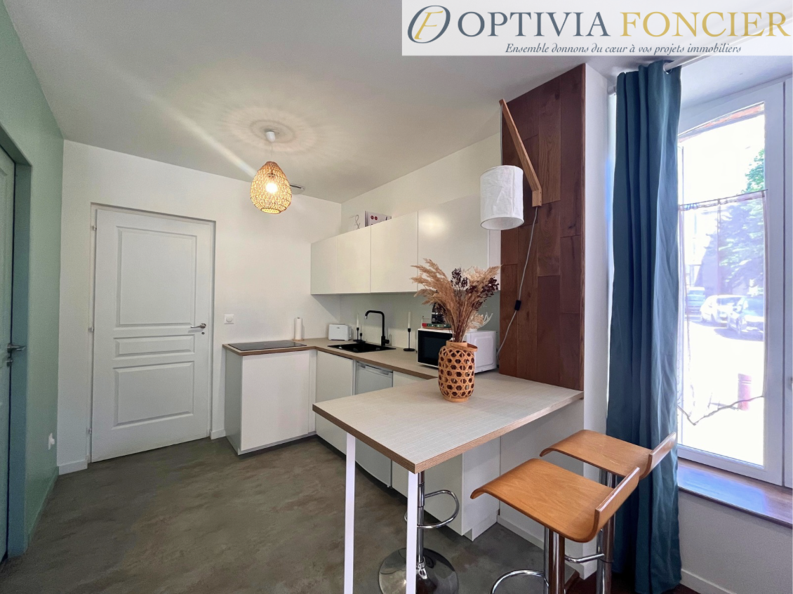 Exclusivité Superbe Maison en pierre de bourg T5 123 m2 - Petit jardin + Annexe