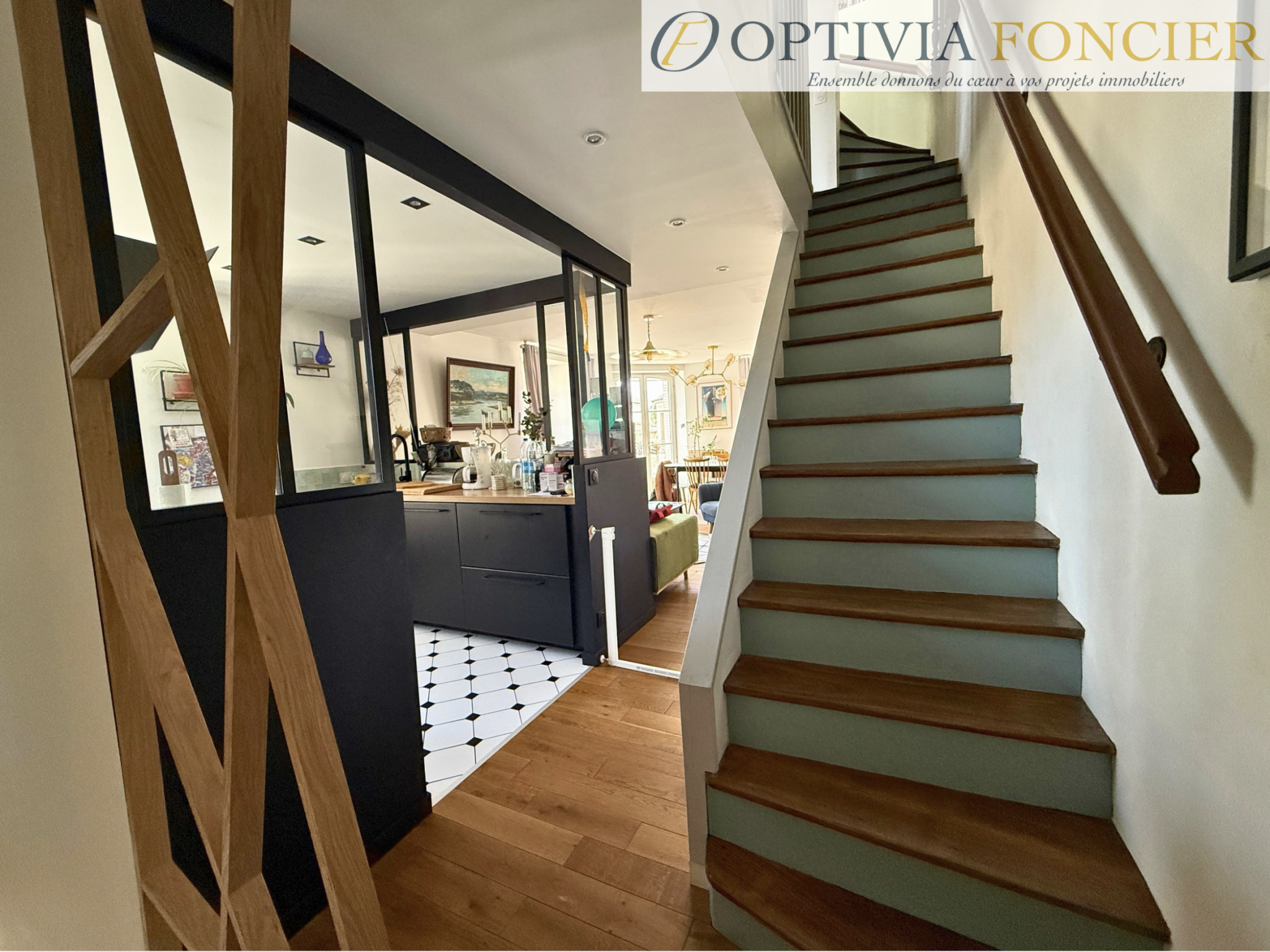 Exclusivité Superbe Maison en pierre de bourg T5 123 m2 - Petit jardin + Annexe