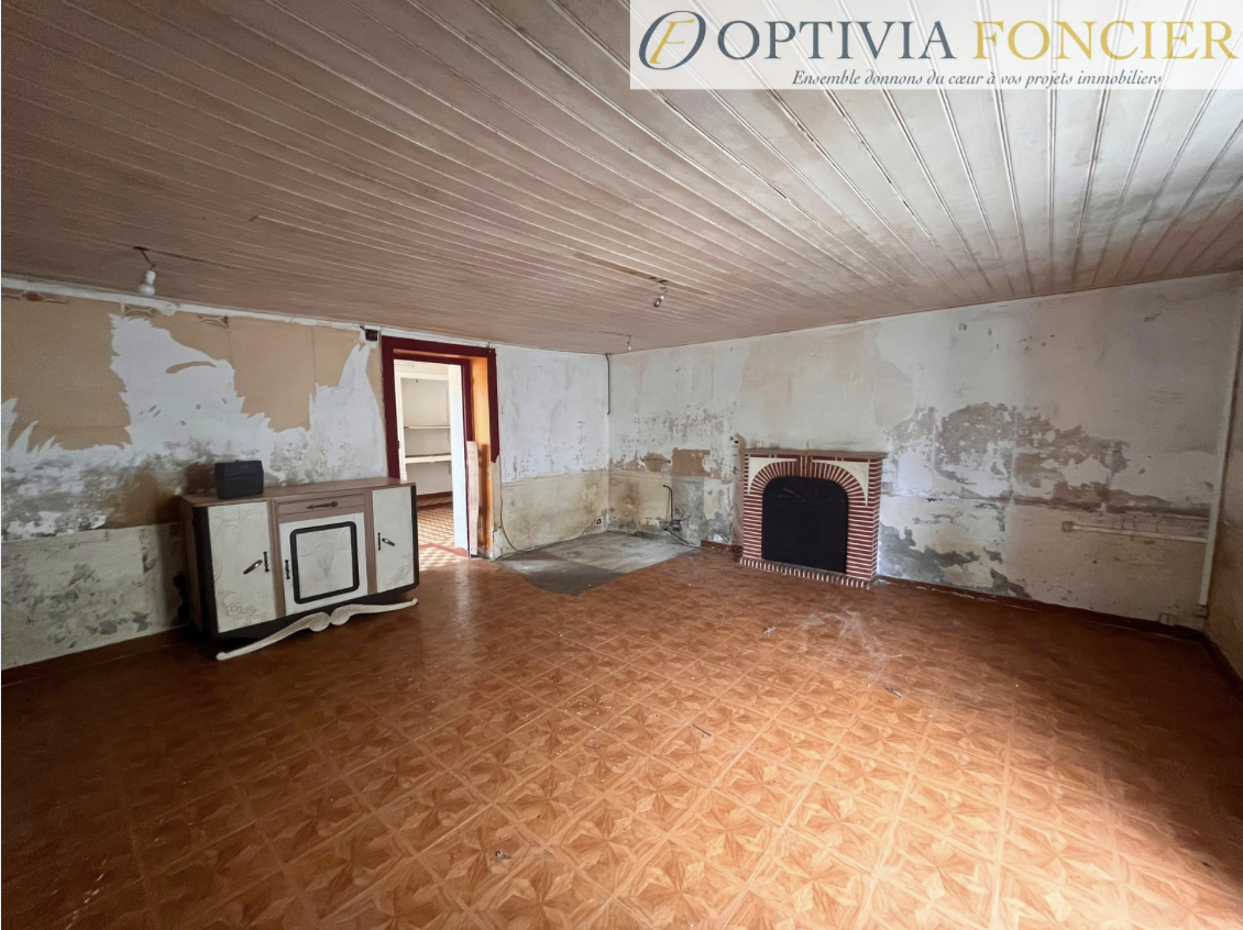 EXCLUSIVITE MAISON DE BOURG EN PIERRE A SAINT SENOUX 128 m2