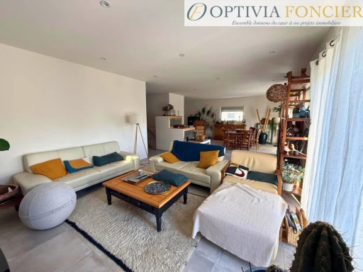 Maison contemporaine 2018 T6 - 145 m2 - PONT REAN - Environnement privilégié (vue forêt) - DPE : A
