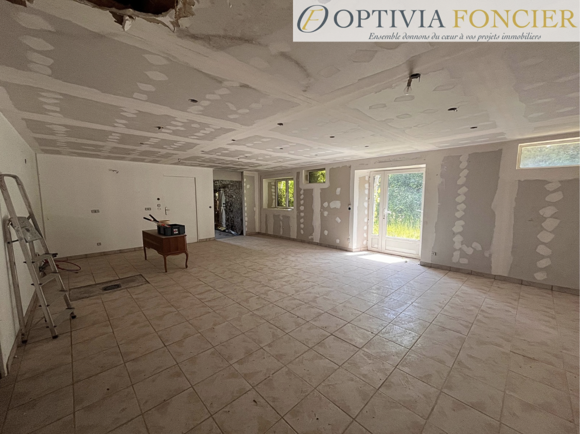 Longère à fort potentiel 458 m2 et 5140 m2 de terrain