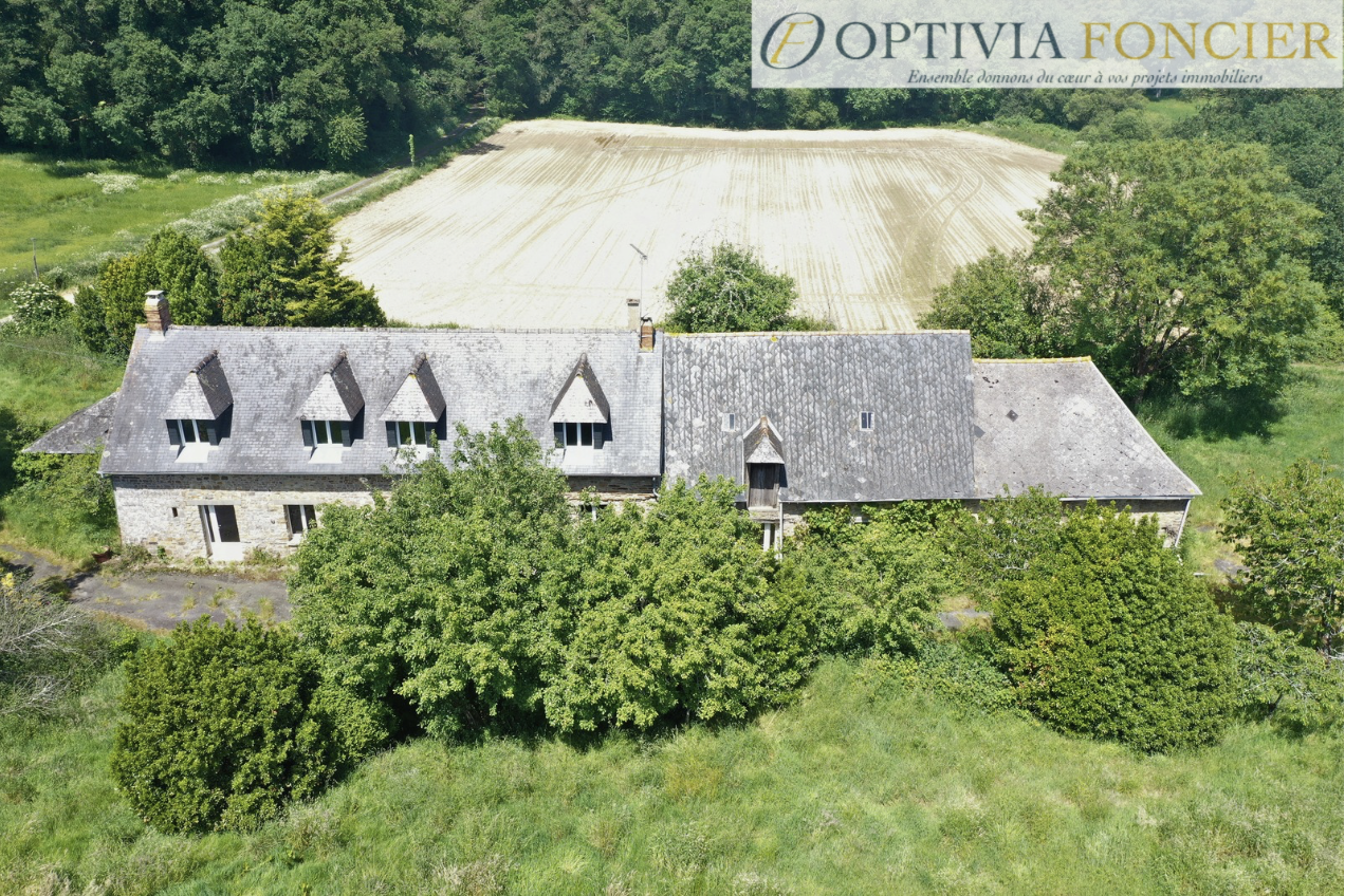 Longère à fort potentiel 458 m2 et 5140 m2 de terrain