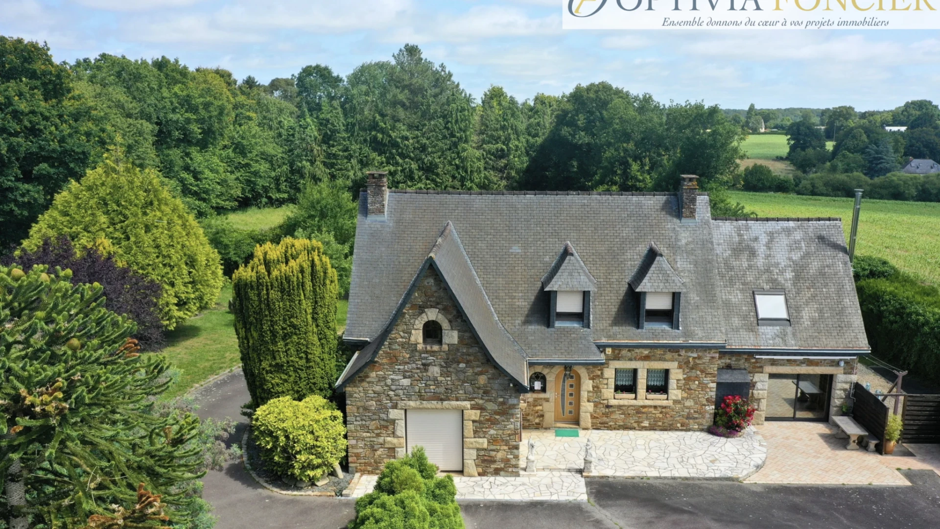 Maison de caractère T6 à Lassy