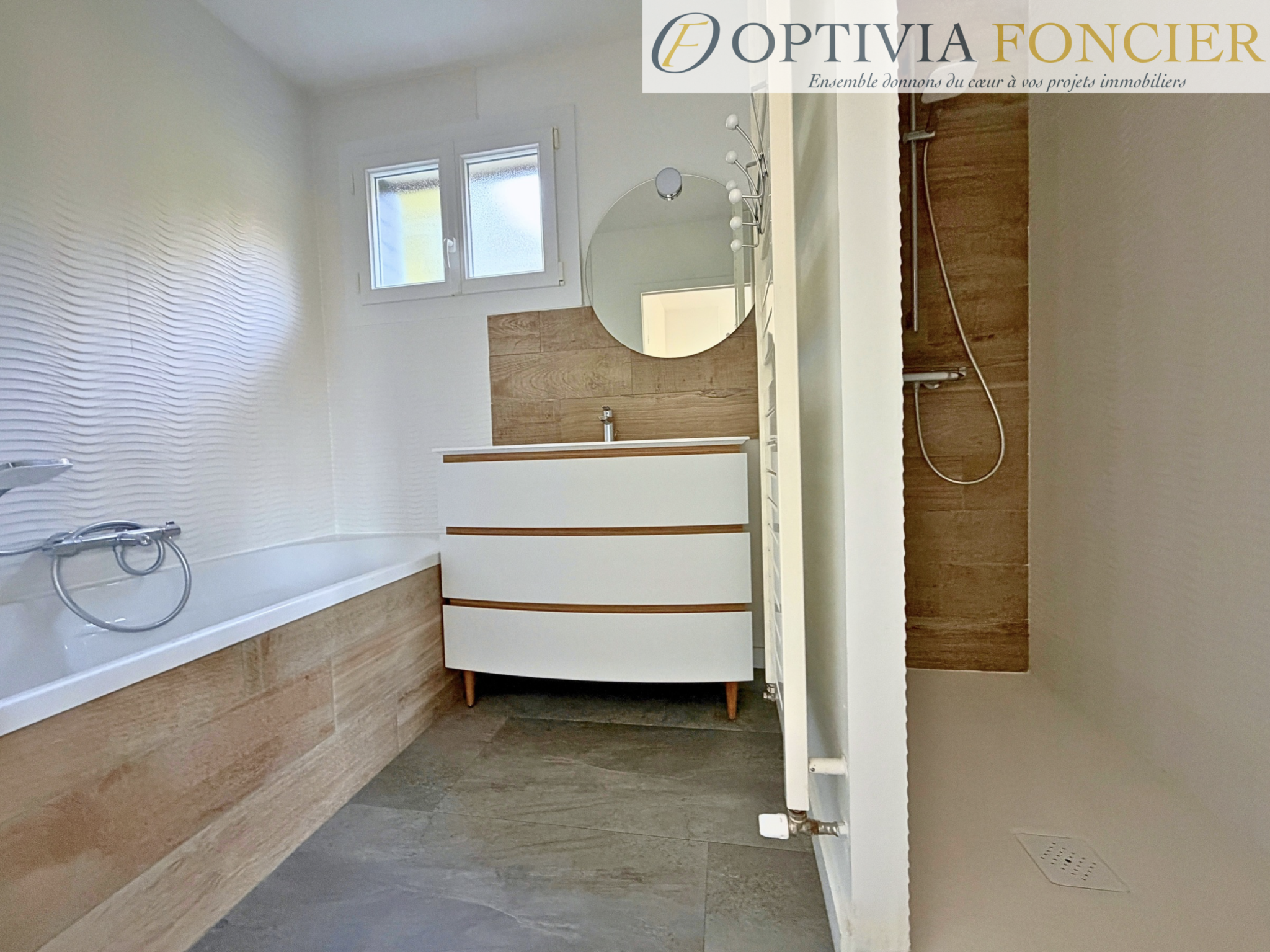 Propriété T7 142 m2 avec sous-sol complet (100 m2) et 4 200 m2 de terrain