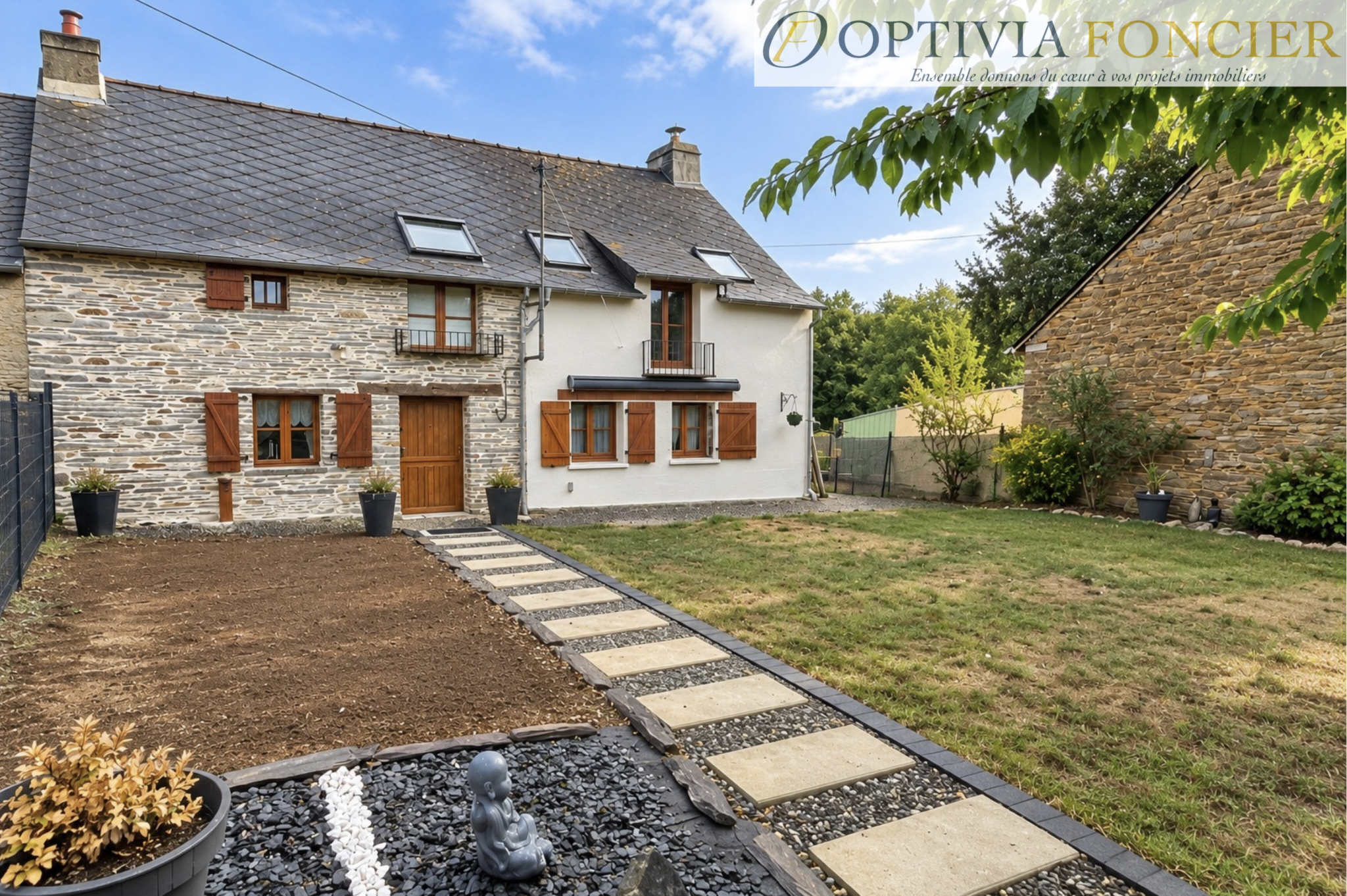 Maison T5 140 m2 - 790 m2 de terrain