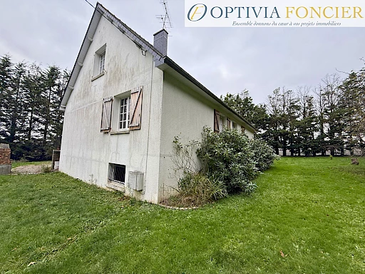 Maison T8 Bourg Des Comptes 160 m2 - 3 450 m2 - sous-sol