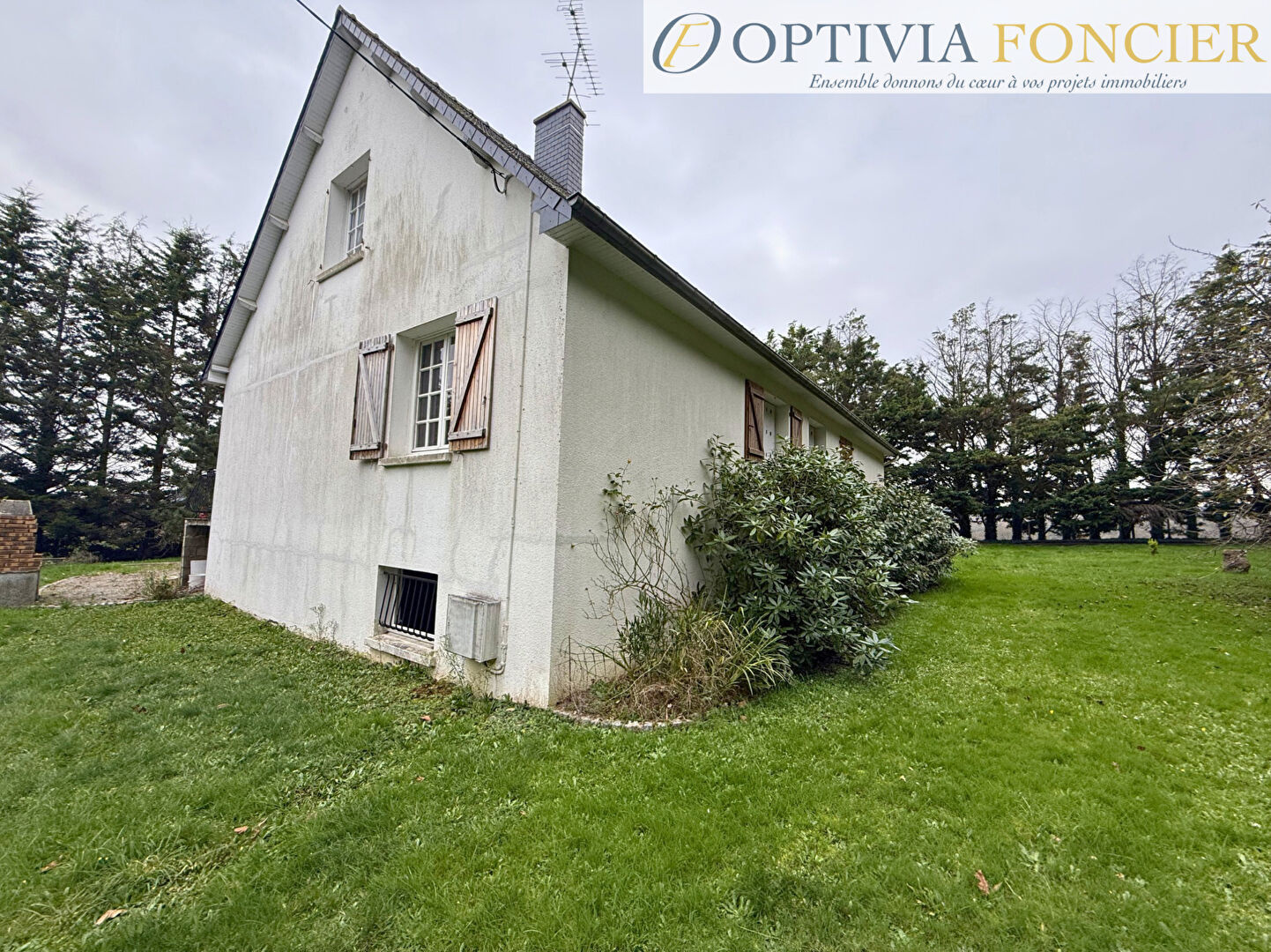 Maison T8 Bourg Des Comptes 160 m2 - 3 450 m2 - sous-sol