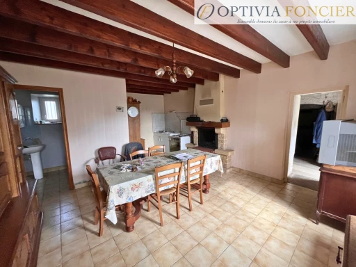 Longère à rénover Goven - Potentiel 208 m2 - 2 650 m2 de terrain - Bel environnement