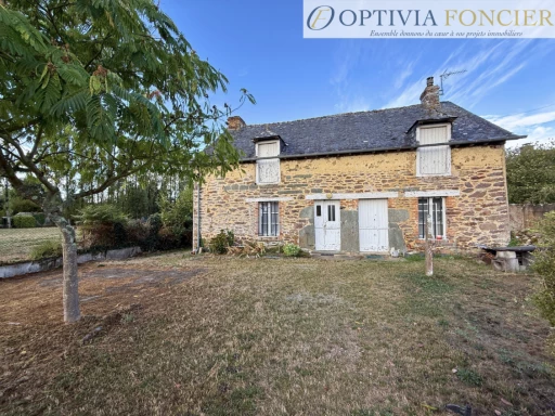 Maison T3 avec terrain de 1 380 m2 située à Bruz (150 m2 dans la configuration actuelle + extension possible)