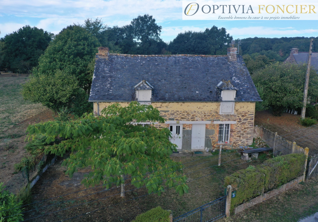 Maison T3 avec terrain de 1 380 m2 située à Bruz (150 m2 dans la configuration actuelle + extension possible)