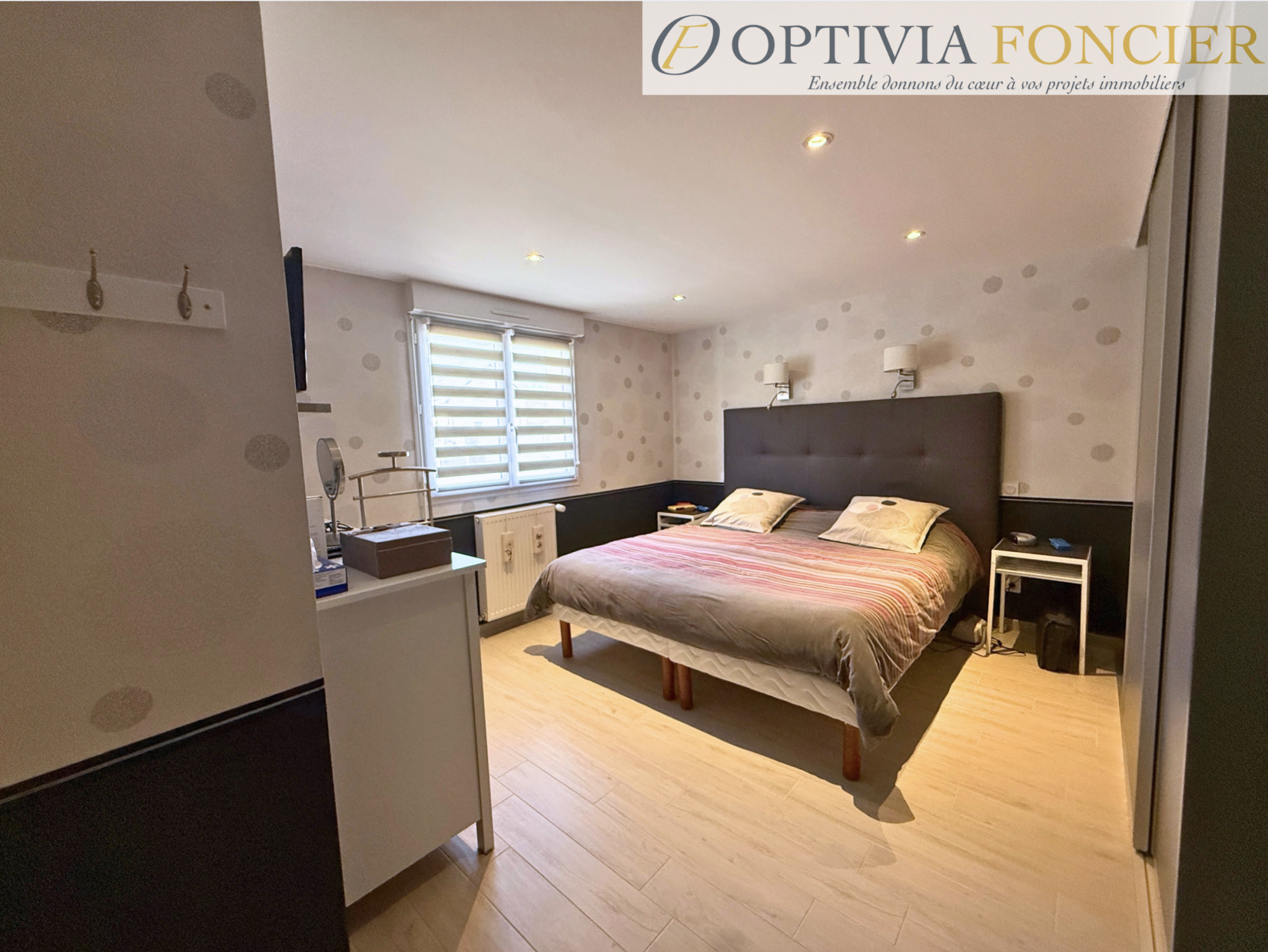 MAISON T7 - BRUZ - Quartier prisé - 190 m2 - 997 m2 de terrain clos